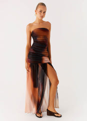 Savaya Maxi Dress - Black Gradient
